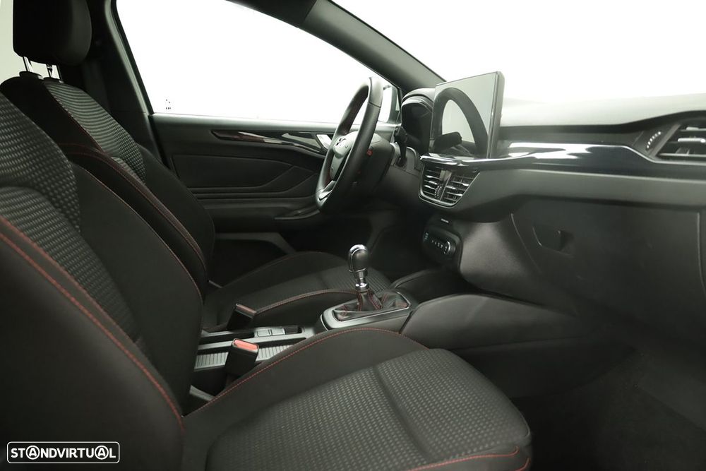 Ford Focus SW 1.0 EcoBoost MHEV ST-Line - 22