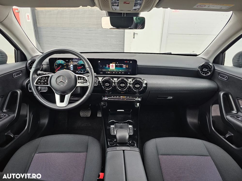 Mercedes-Benz A 180 7G-DCT Style - 9