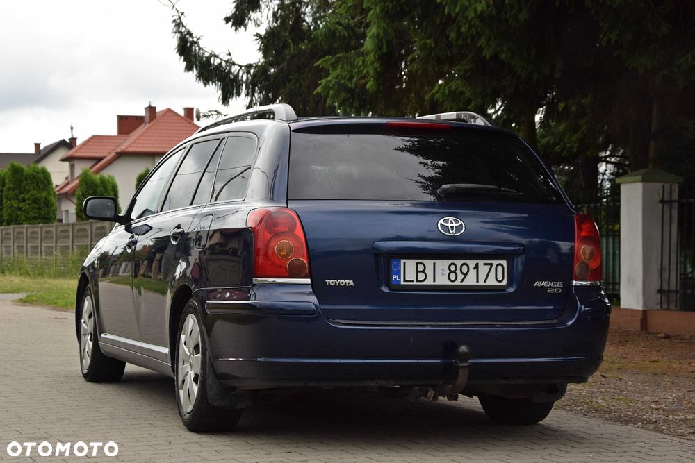 Toyota Avensis - 3