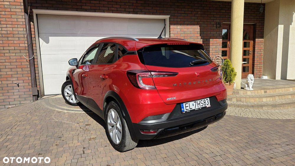 Mitsubishi ASX - 10