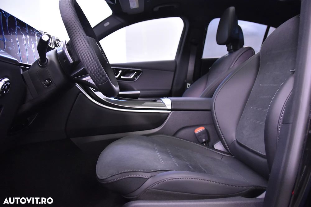 Mercedes-Benz GLC 300 e 4MATIC PHEV - 23