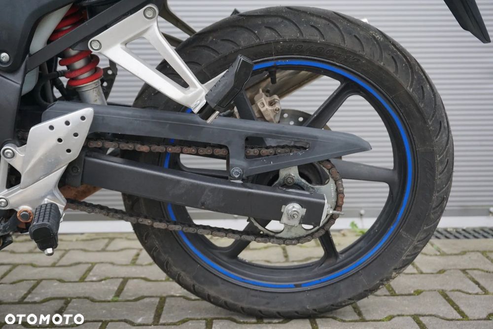 Honda CBR - 16