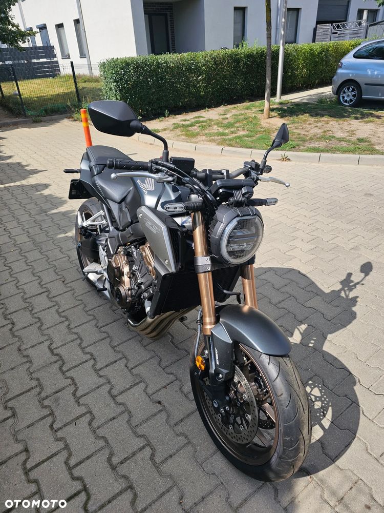 Honda CB - 4