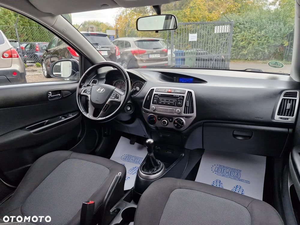 Hyundai i20 - 26