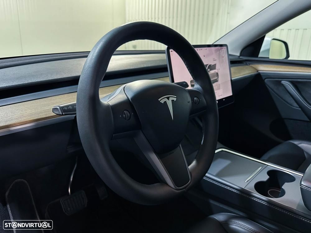Tesla Model Y Standard - 20