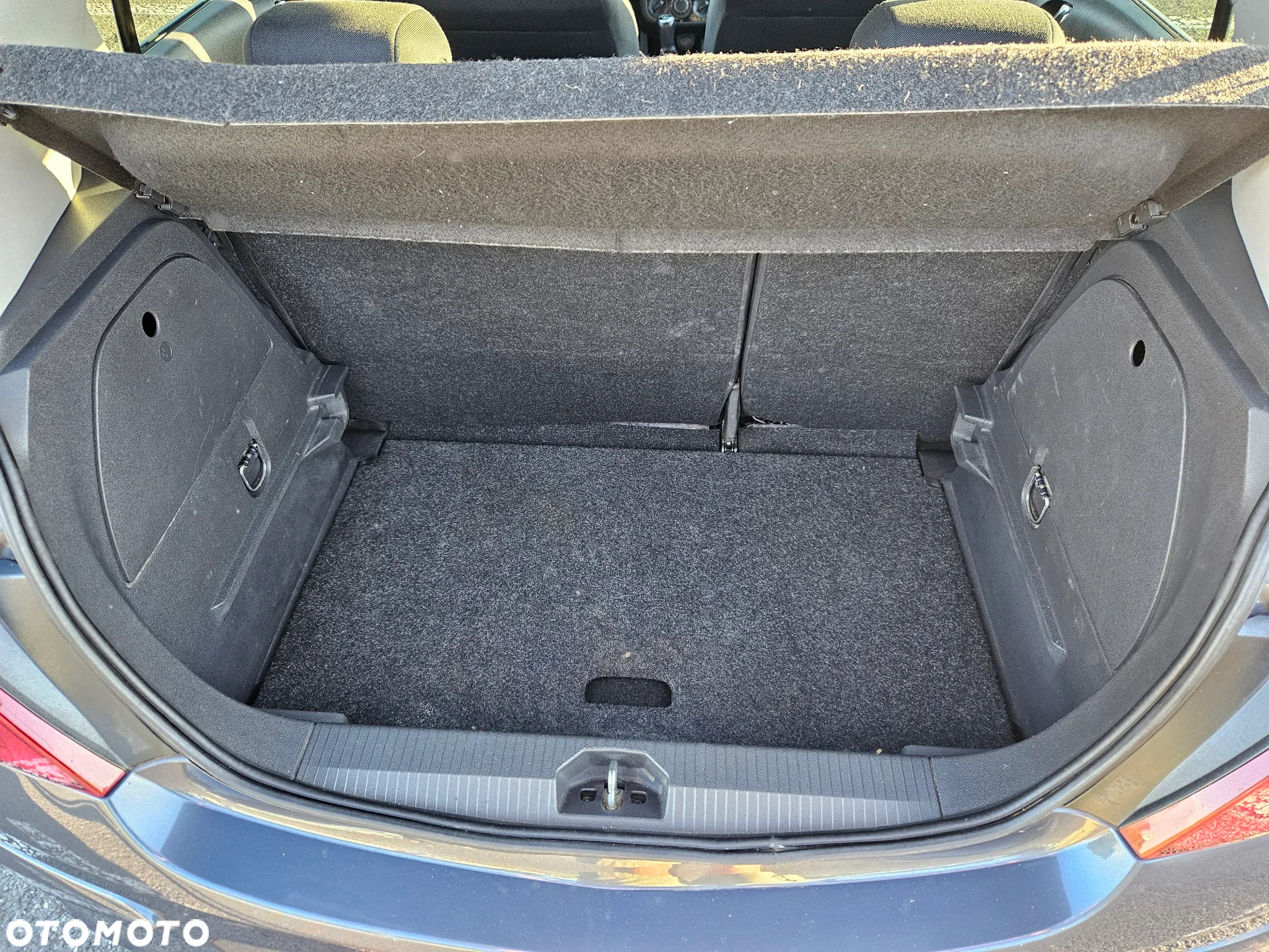 Opel Corsa 1.4 16V Edition 111 Jahre - 9