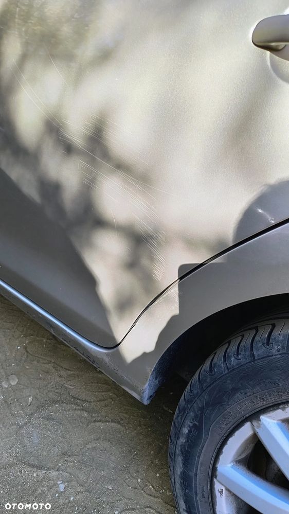 Volkswagen Jetta 1.6 Trendline - 5