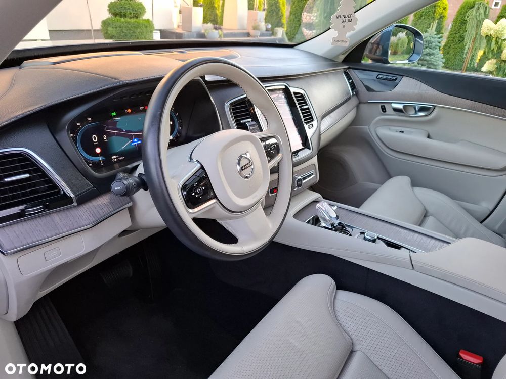 Volvo XC 90 - 15