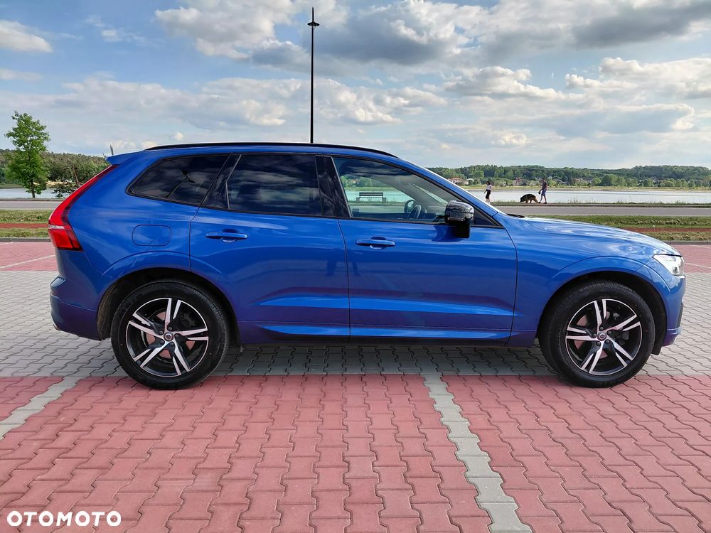 Volvo XC 60 B5 D AWD R-Design - 2