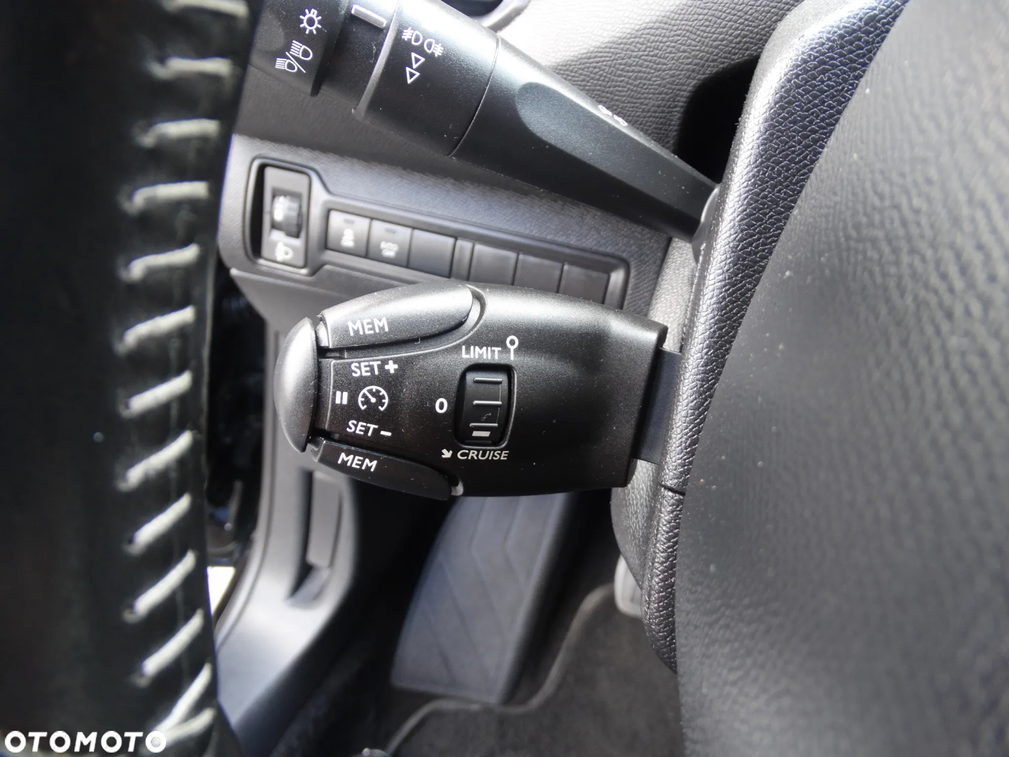 Peugeot 308 1.6 BlueHDi Business Line S&S - 21