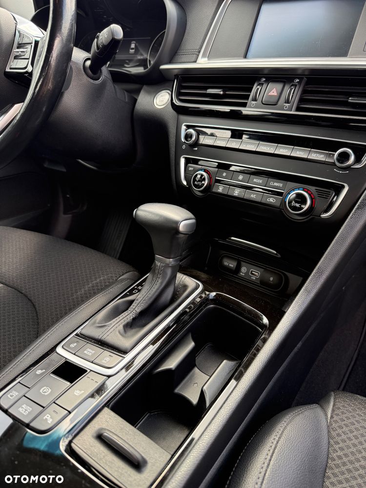 Kia Optima 1.6 T-GDI L DCT - 30