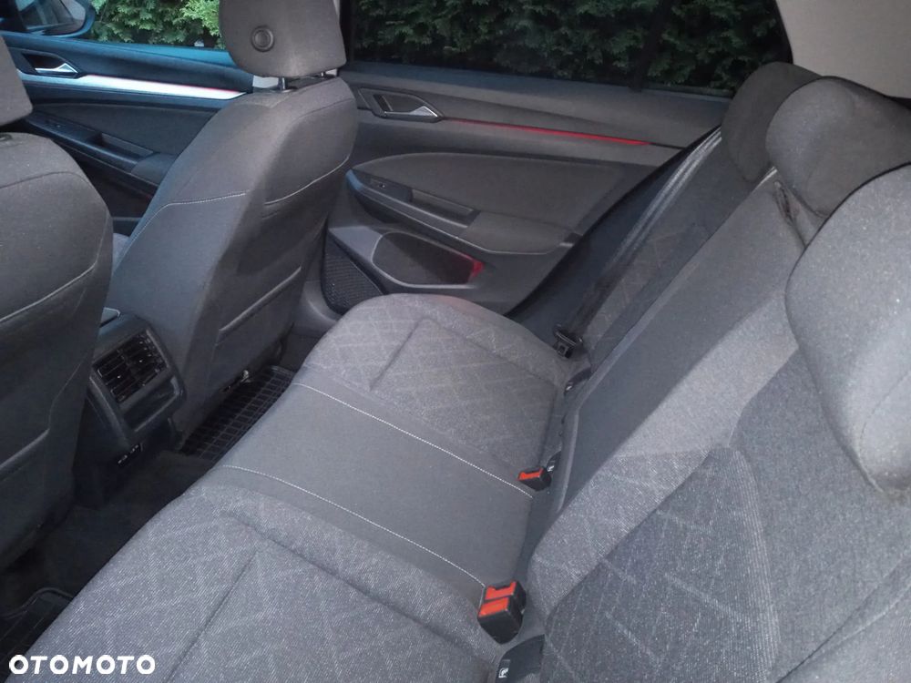 Volkswagen Golf 1.5 TSI EVO Life - 33