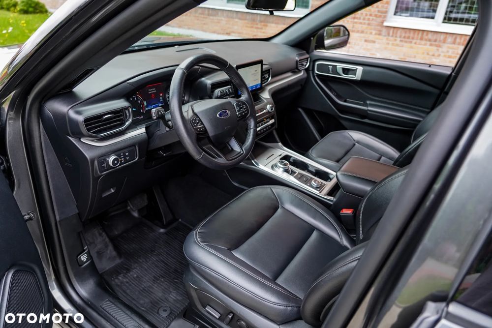 Ford Explorer - 7