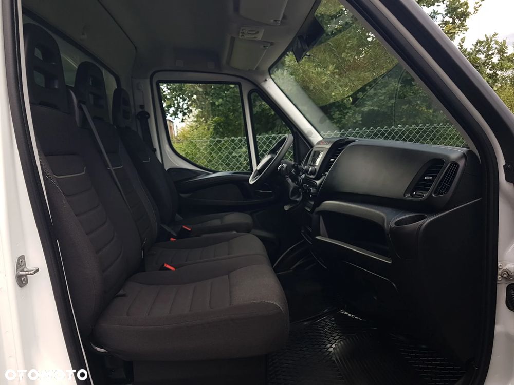 Iveco DAILY WINDA 8EP KONTENER KLIMA 4,20x2,10x2,03 KRAJOWY 35S16  3,0-160KM MANUAL 6-BIEGÓW - 24