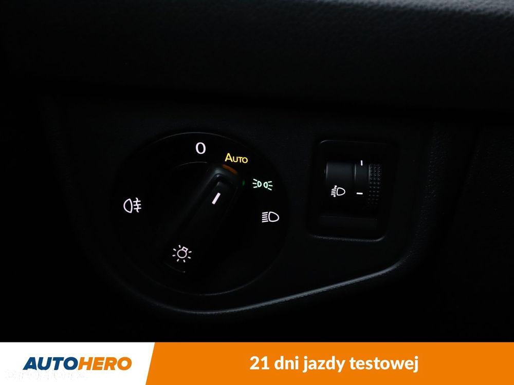 Volkswagen Taigo 1.0 TSI Life - 30