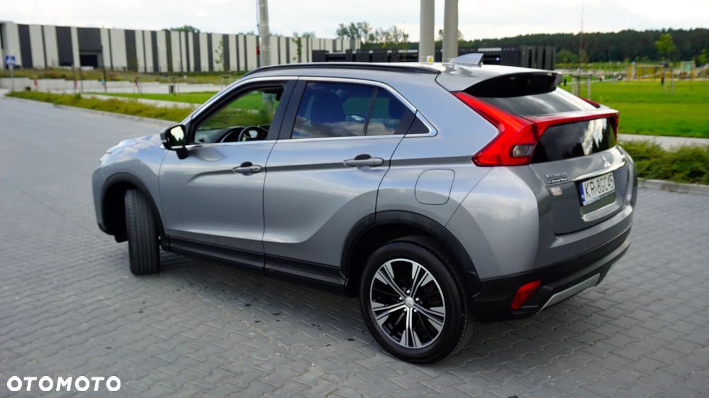 Mitsubishi Eclipse Cross 1.5 T Intense - 10