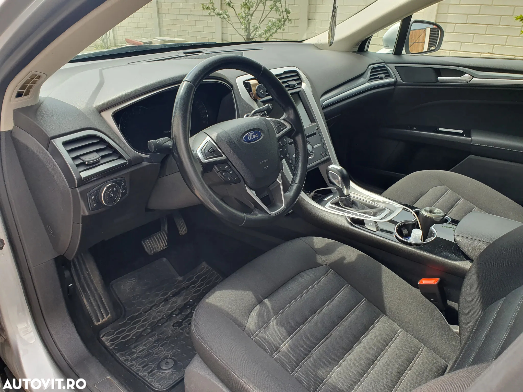 Ford Mondeo 2.0 TDCi Powershift Business - 7