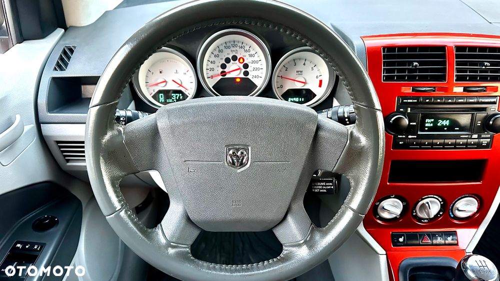 Dodge Caliber 1.8 SE - 26