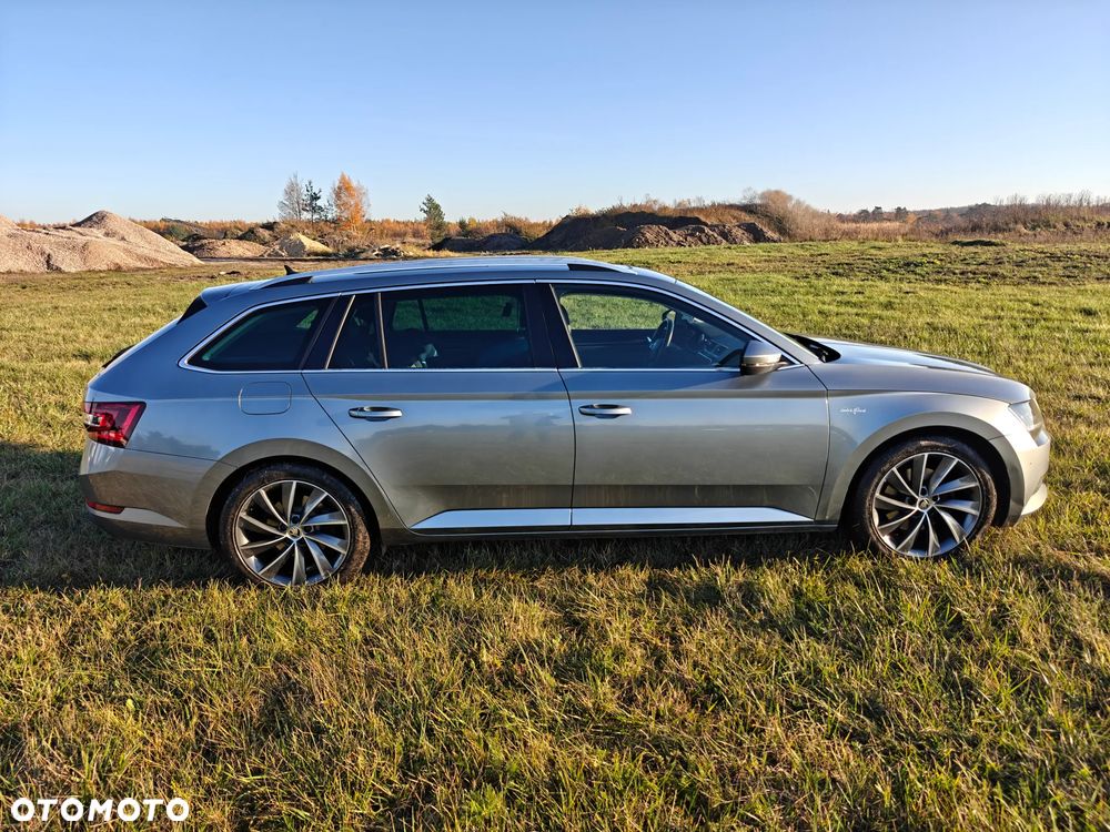 Skoda Superb Combi 2.0 TDI L&K - 2