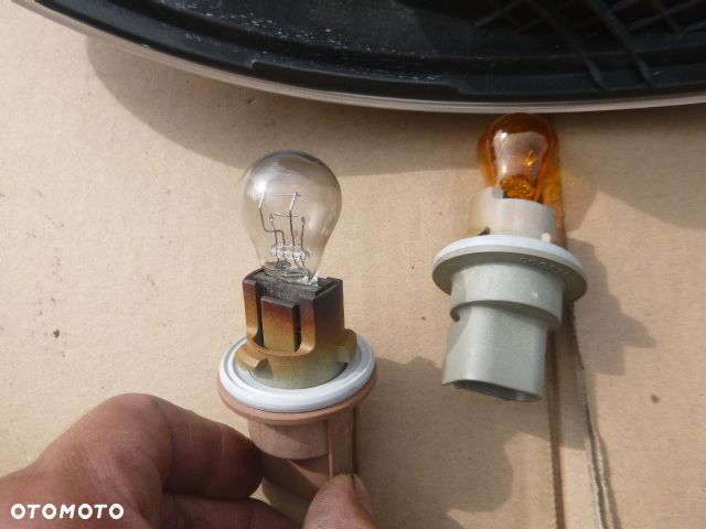 LAMPA PRAWY TYŁ PRAWA TYLNA MAZDA 6 SEDAN WERSJA USA 2010 - 17