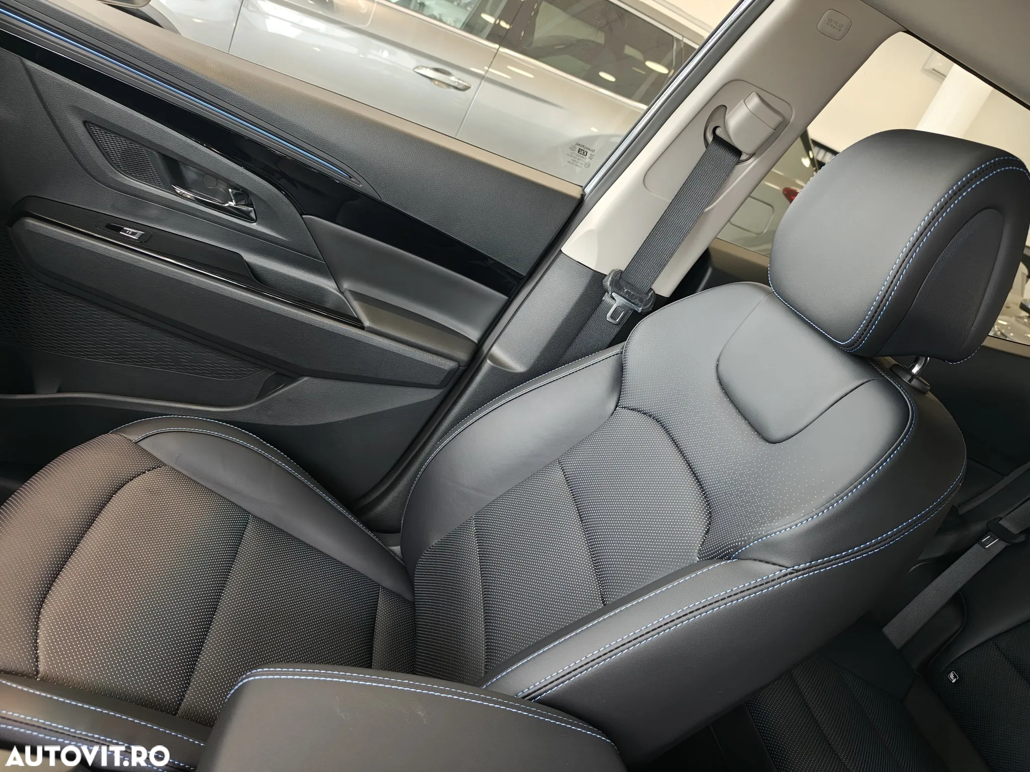 SsangYong Korando e-Motion 61.5 kW Premium - 9
