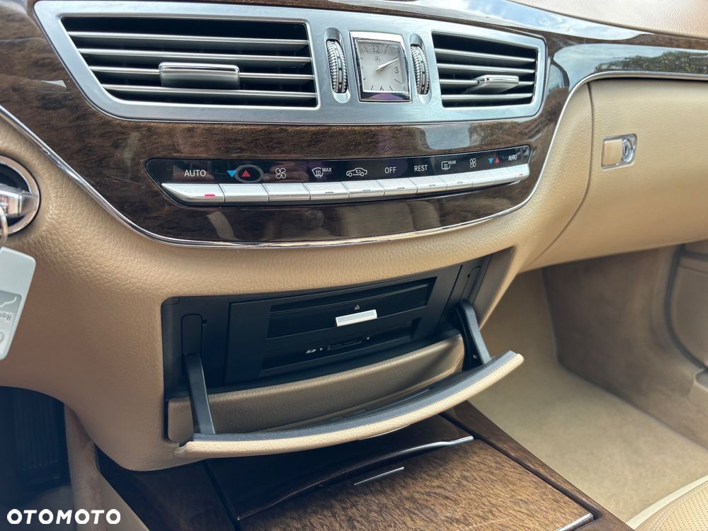 Mercedes-Benz Klasa S 350 (BlueTEC) d 4-Matic 7G-TRONIC - 25