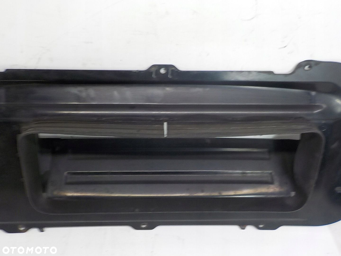 SUBARU IMPREZA II WRX WLOT POWIETRZA NA MASKĘ - 3