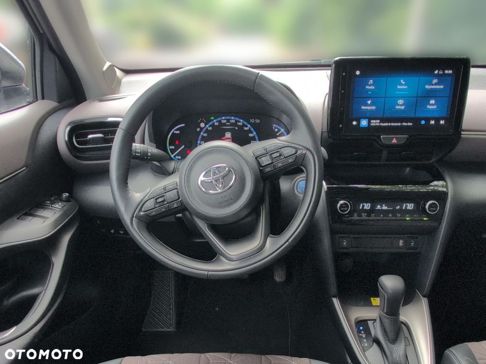 Toyota Yaris Cross - 12