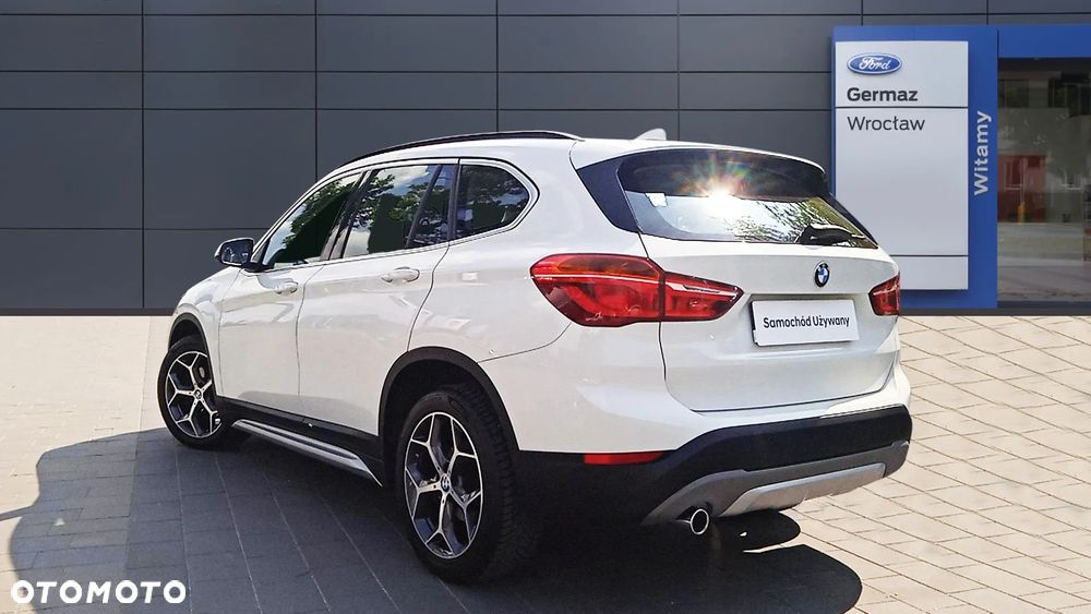 BMW X1 sDrive18d xLine - 2