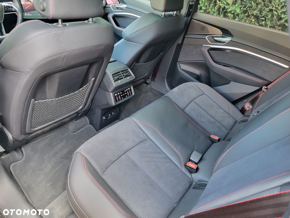 Audi Q8 e-tron 55 quattro S line - 21