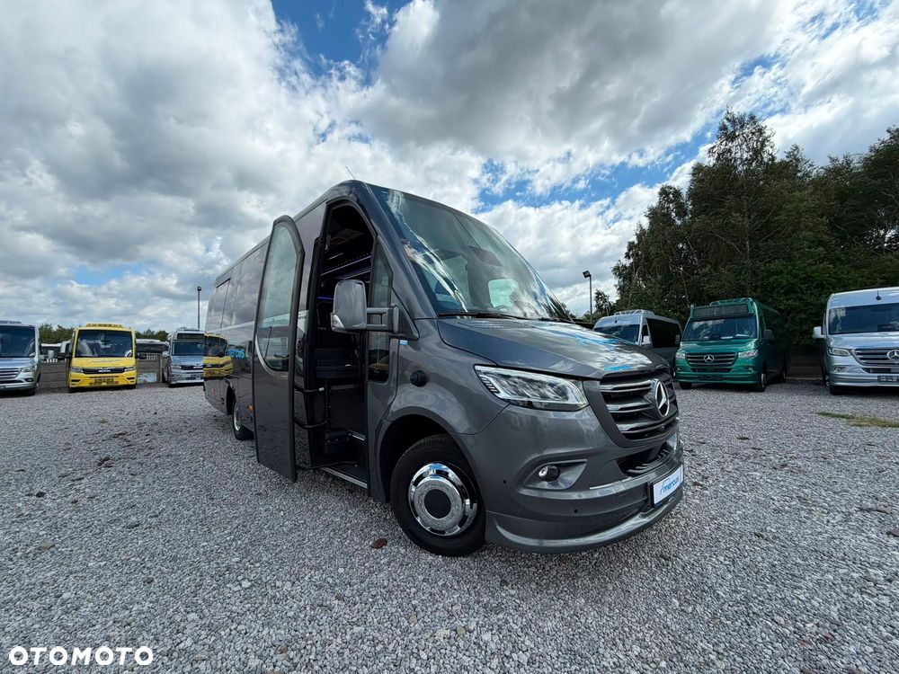 Mercedes-Benz Sprinter 519 - 13