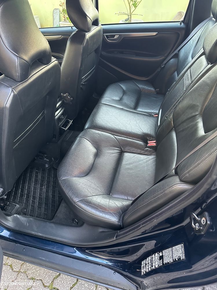 Volvo V70 D5 Nivel 2 Auto. - 13