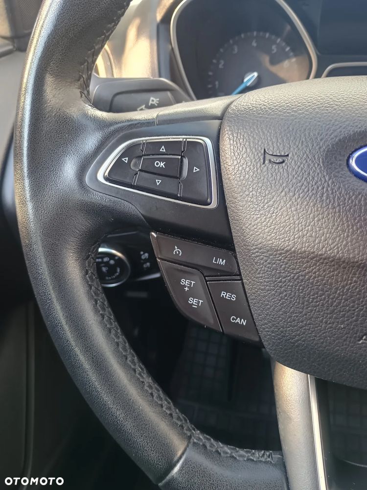 Ford Focus 1.5 EcoBoost Titanium ASS - 24