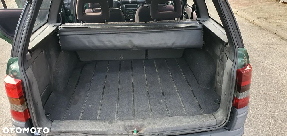 Opel Astra 1.4 Base - 9