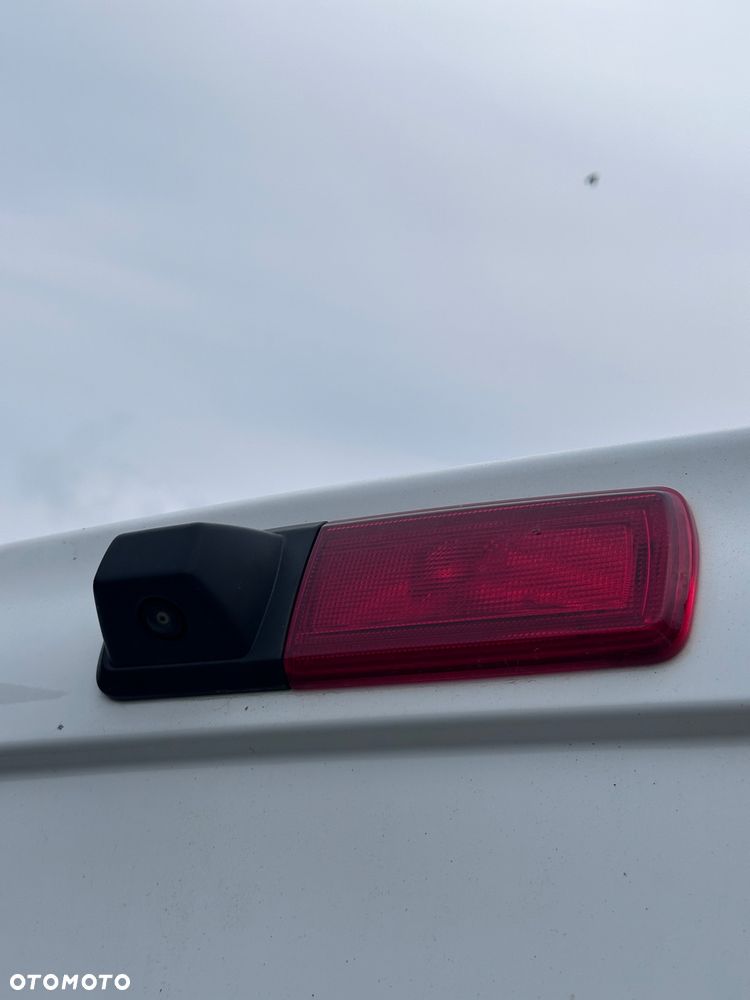 Renault Trafic - 19