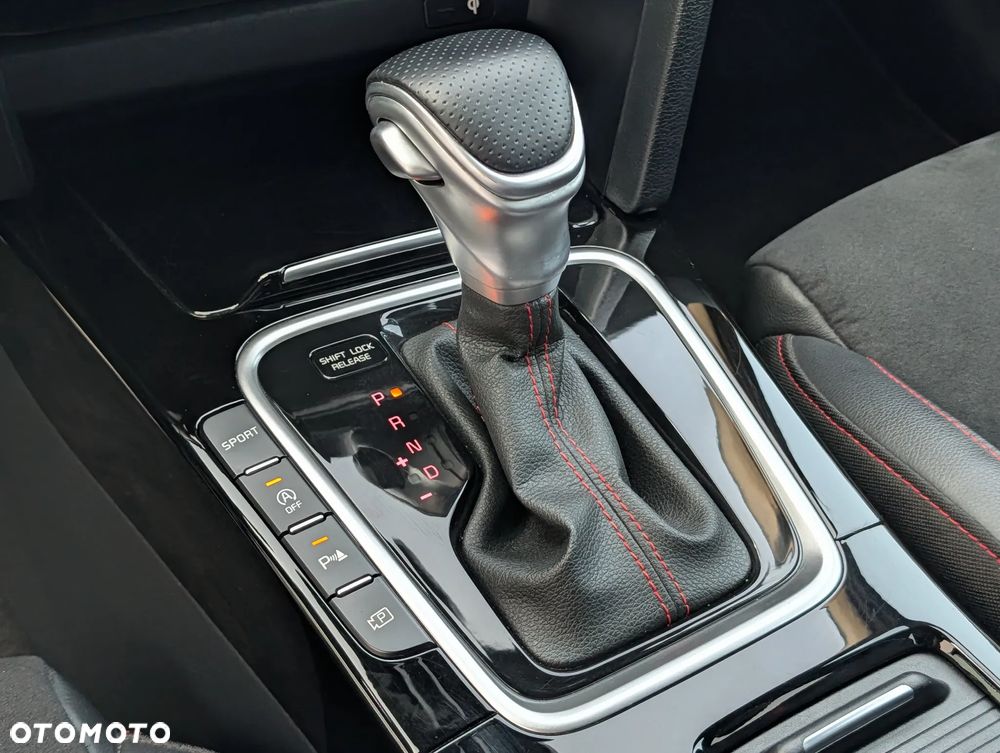 Kia ProCeed 1.6 T-GDI DCT7 OPF GT - 23