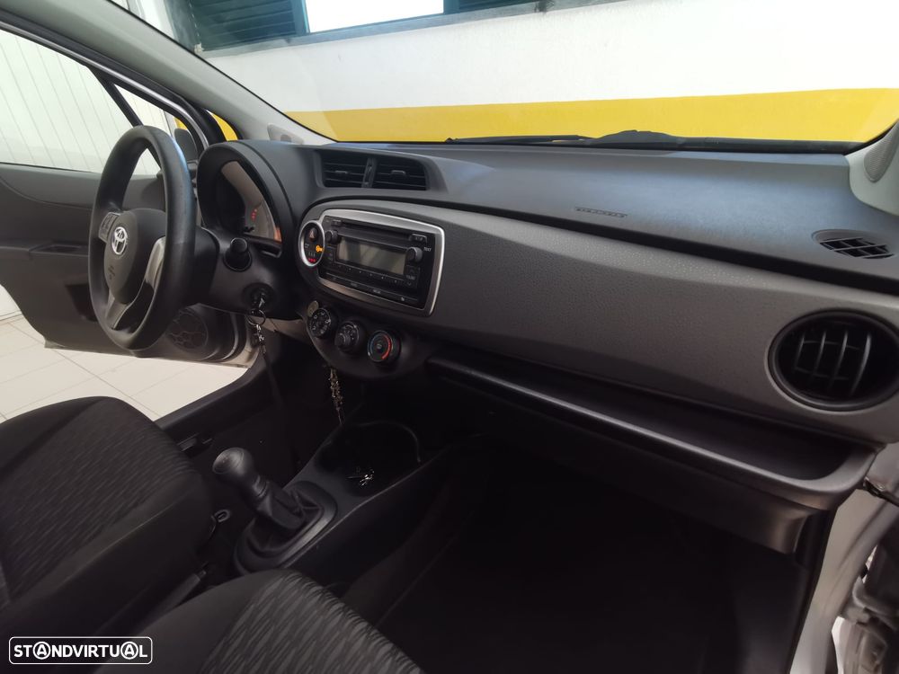 Toyota Yaris 1.0 VVT-i ACtive+AC - 7