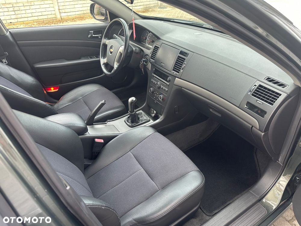 Chevrolet Epica 2.0 LS - 31