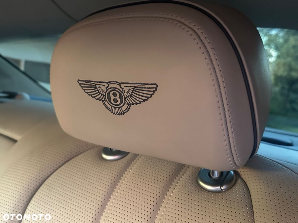 Bentley Flying Spur V8 Mulliner - 20