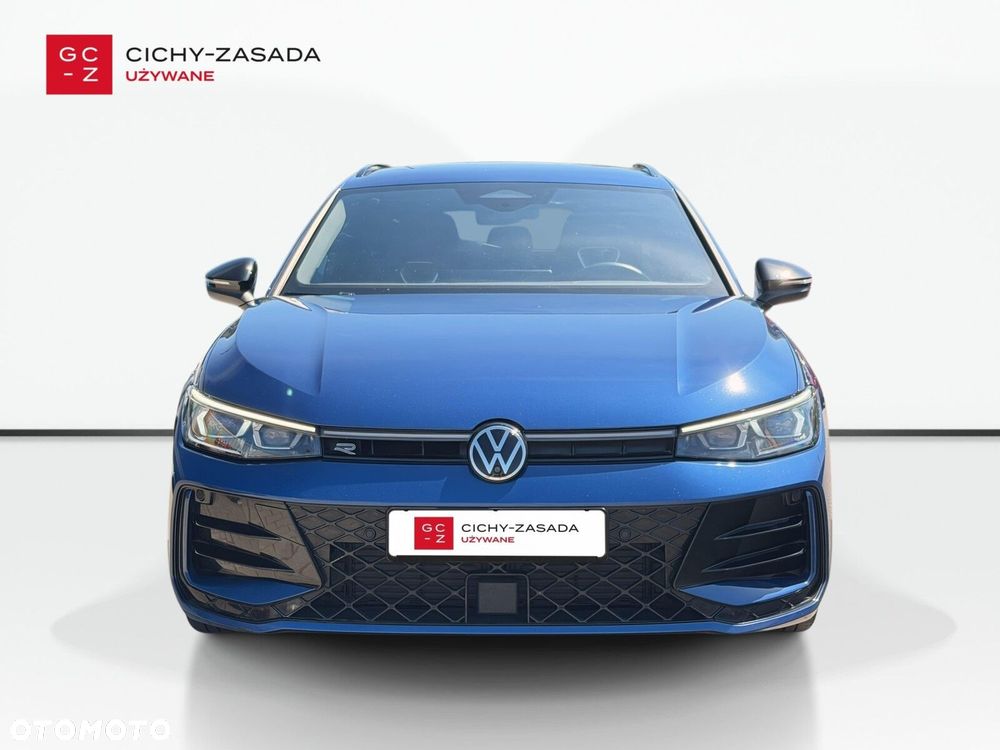 Volkswagen Passat Variant 2.0 TDI SCR R-Line DSG - 9