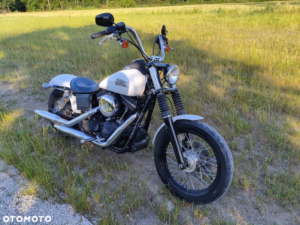Harley-Davidson Dyna Street Bob - 2