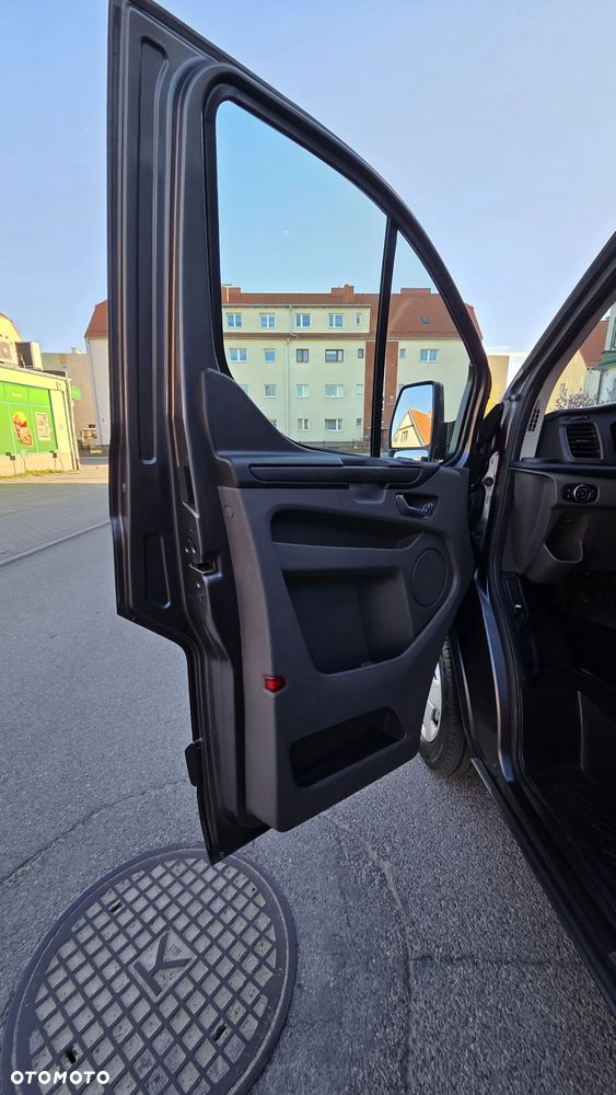 Ford Transit Custom - 21