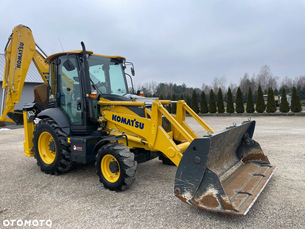 Komatsu WB 93R - JAK NOWA - IDEAŁ - 2