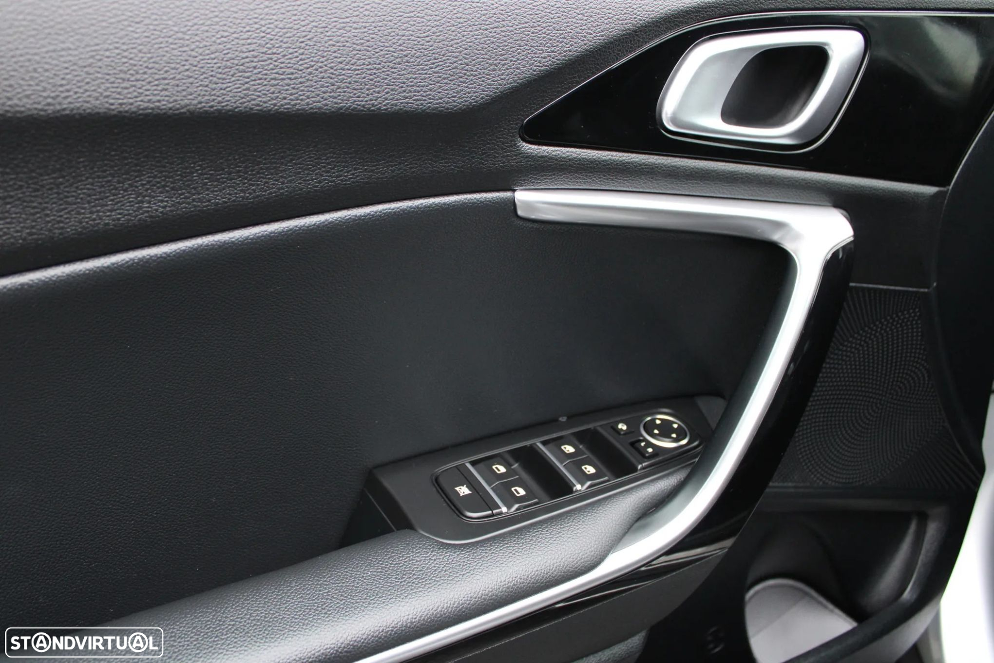 Kia XCeed 1.6 GDi PHEV Drive - 6