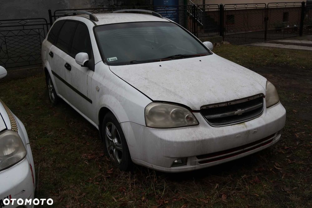 Chevrolet Nubira - 2