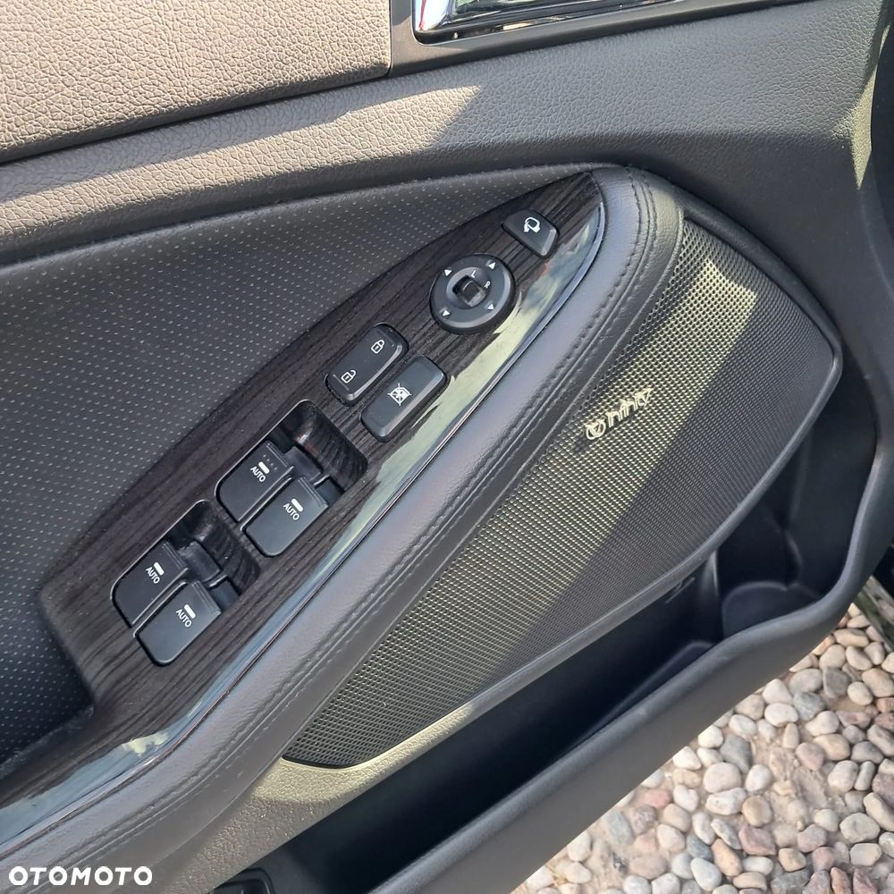 Kia Optima 1.7 CRDi XL - 9