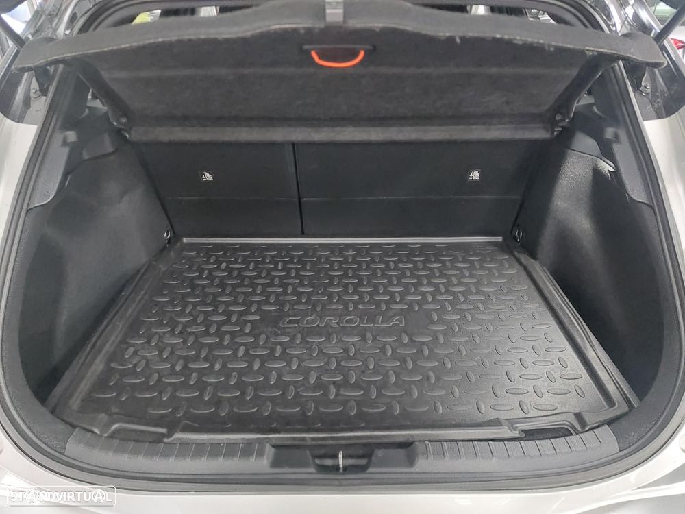 Toyota Corolla 2.0 Hybrid Exclusive - 44