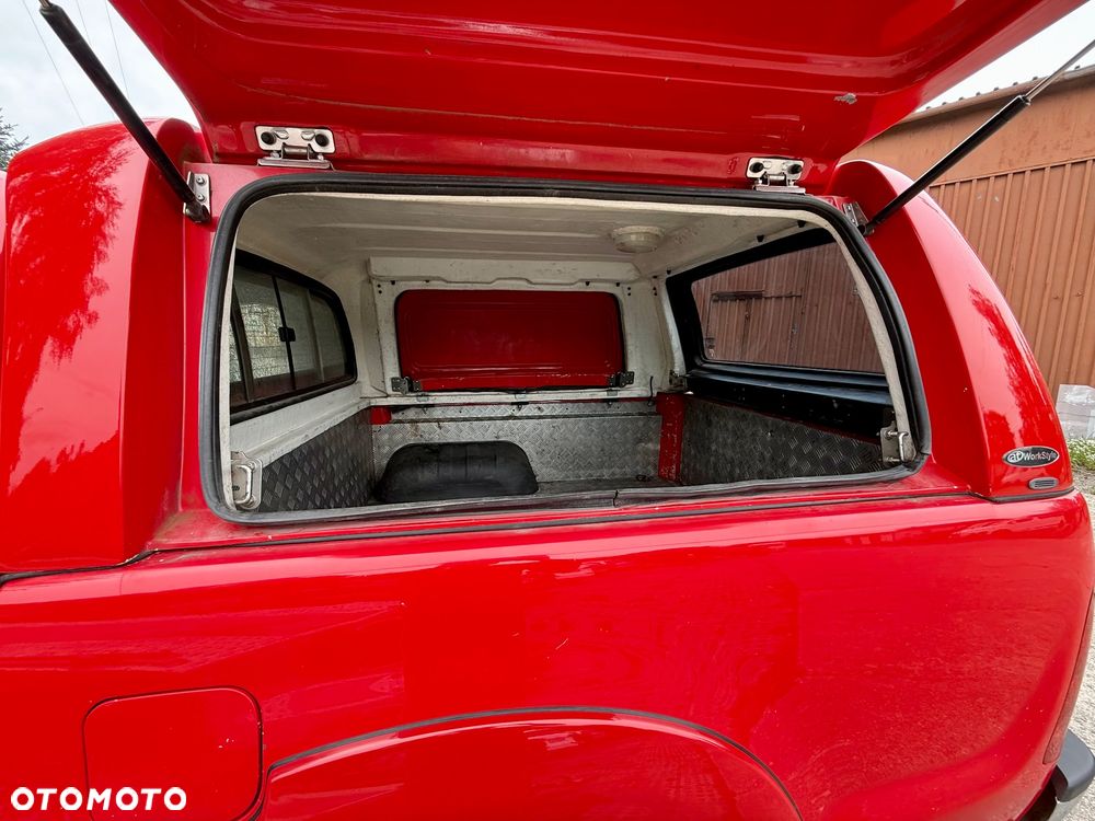 Toyota Hilux - 7