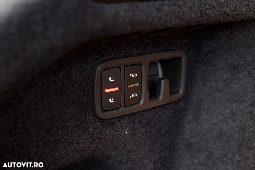 Audi Q8 60 TFSIe quattro tiptronic - 31