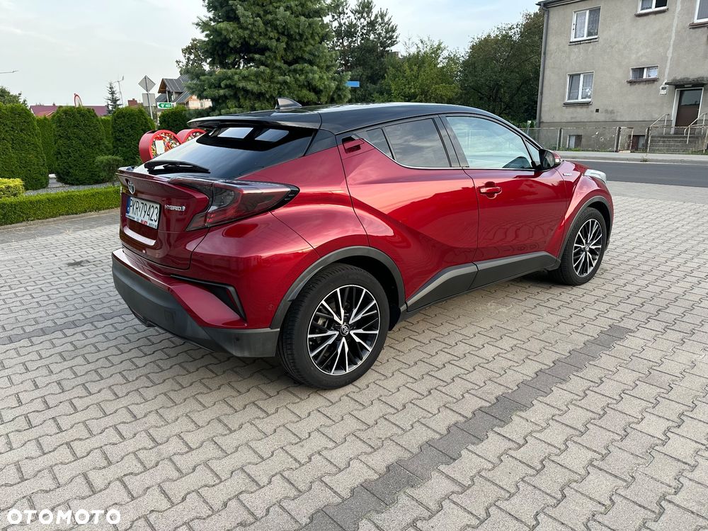 Toyota C-HR 1.8 Hybrid Neon Lime powered by JBL - 4